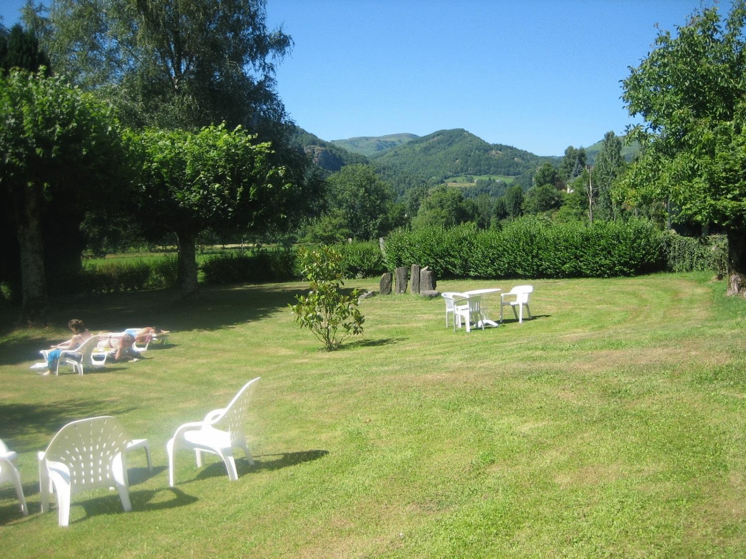 Hotel Et Residence Des Bains Vic-sur-Cère Kültér fotó